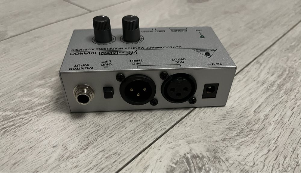 Behringer Micromon MA400 wzmacniacz słuchawkowy