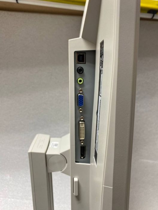 Монитор Asus BE24A