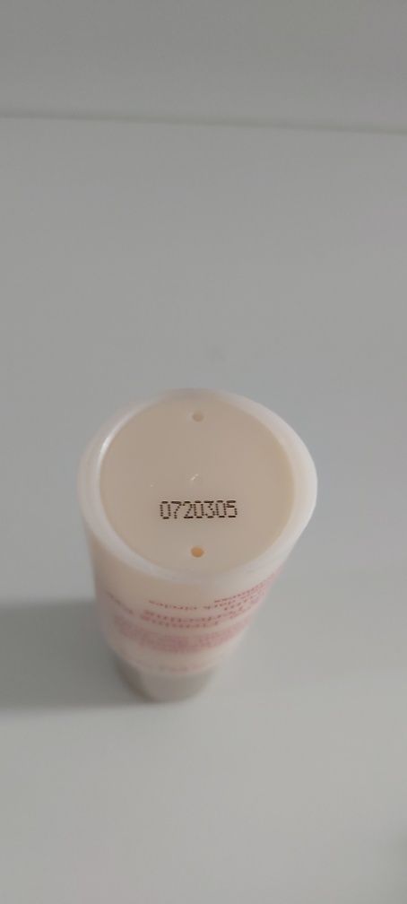Clarins krem odmładzający pod oczy