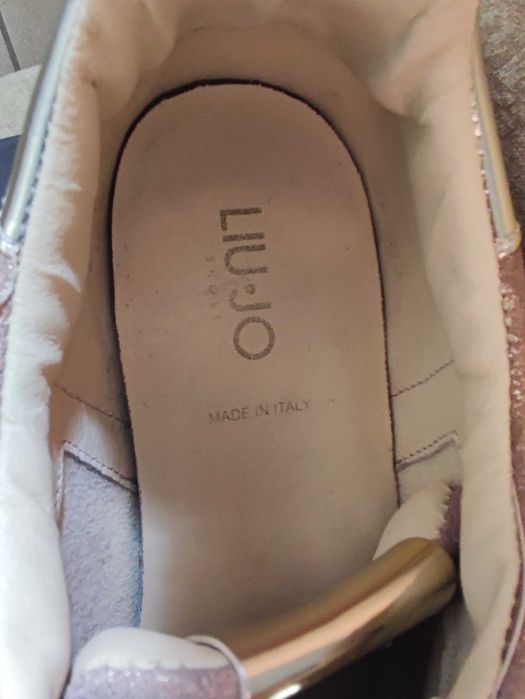 Złote Sneakersy Liu Jo