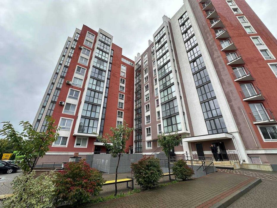 Без комісії ! 3к квартира з ремонтом. Львів, вул. Б.Хмельницького.