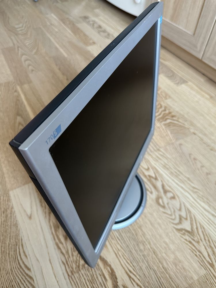 Монітор Philips 17” 170S7FS
