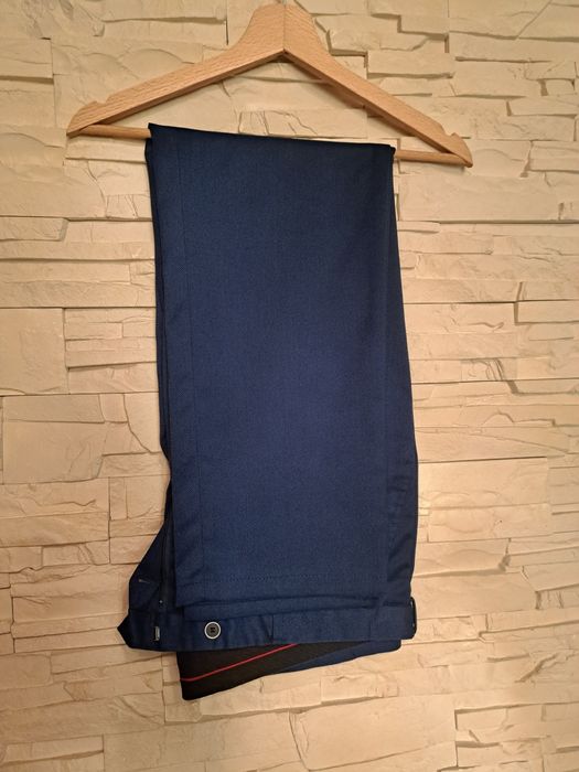 Męski garnitur 176/58