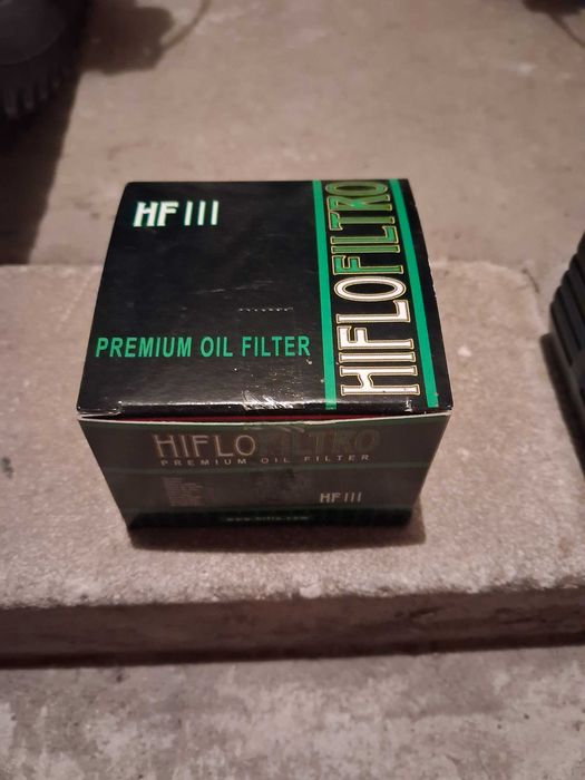 Olej silnikowy Motul 10W40  1L + gratis