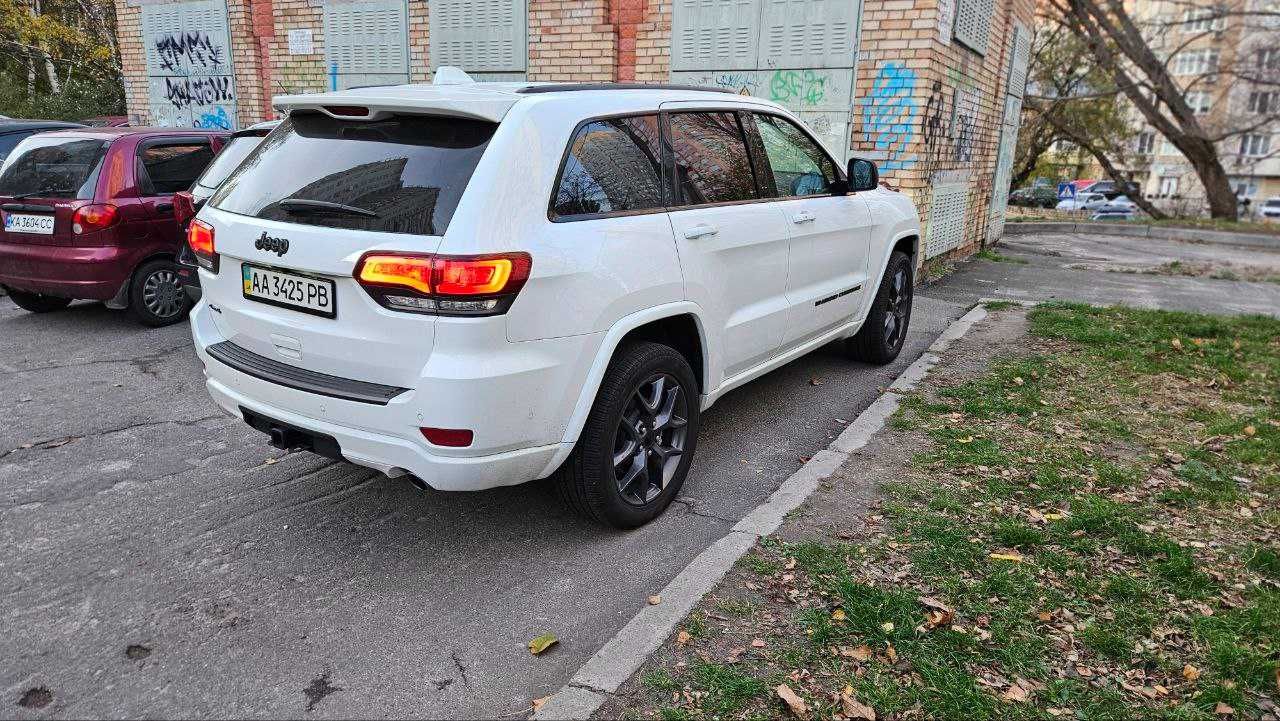 JEEP Grand Cherokee 4x4 80-th Anniversary 21 год, 20 000 родной пробег