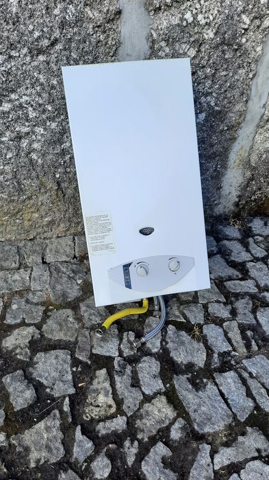 Esquentador inteligente em bom estado. HTW