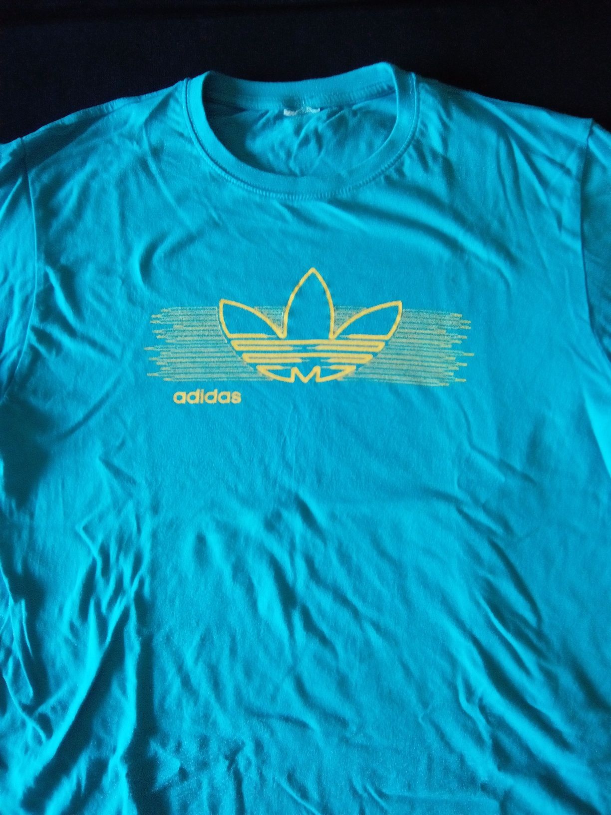 T-shirt oficial da Adidas