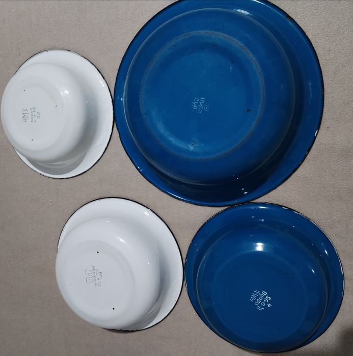 Миски емальовані радянського періоду