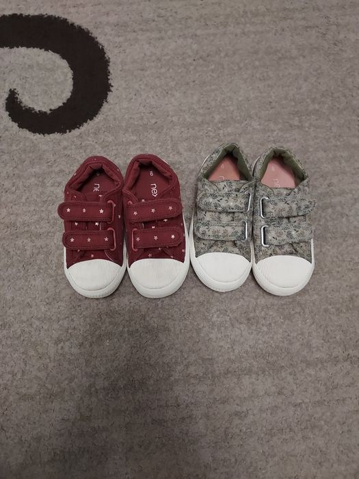 Кеди для двійнят