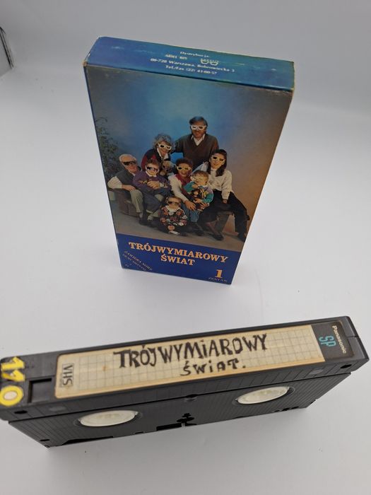 Kaseta VHS Trójwymiarowy Świat