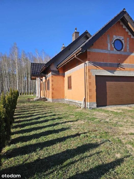 Dom piętrowy w stanie surowym zamkniętym - 260 m²