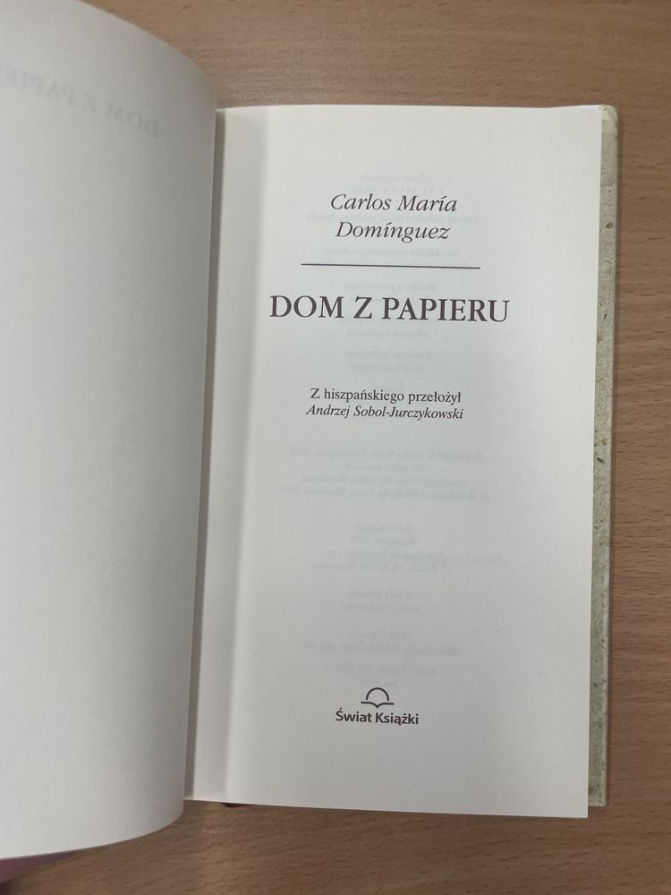 Dom z papieru Carlos Maria dominguez