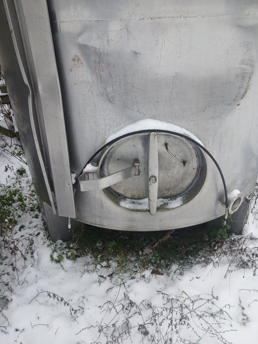 Zbiorniki z kwasowki