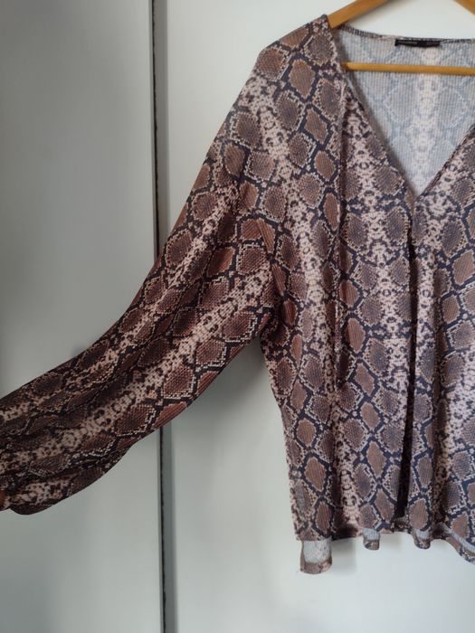 Blusa / Túnica Cobra Pull & Bear