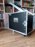 Skrzynia case rack 9U na kołach + mechanizm uchylny na mikser