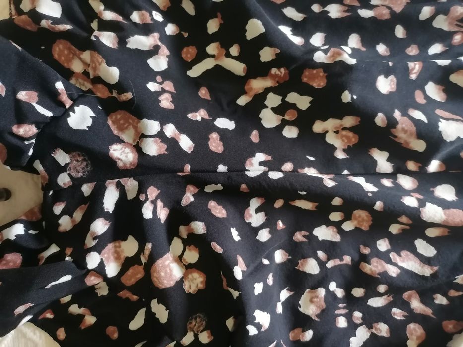 Calçao com folhos L novo