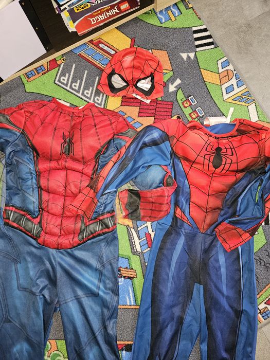 Dwa stróje Spider-Man