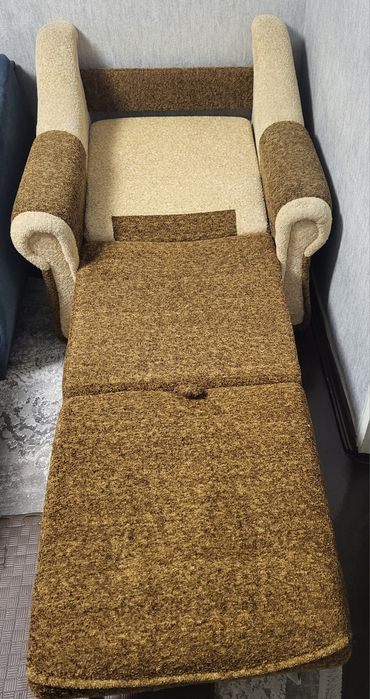 Продам 2  Крісла розкладні