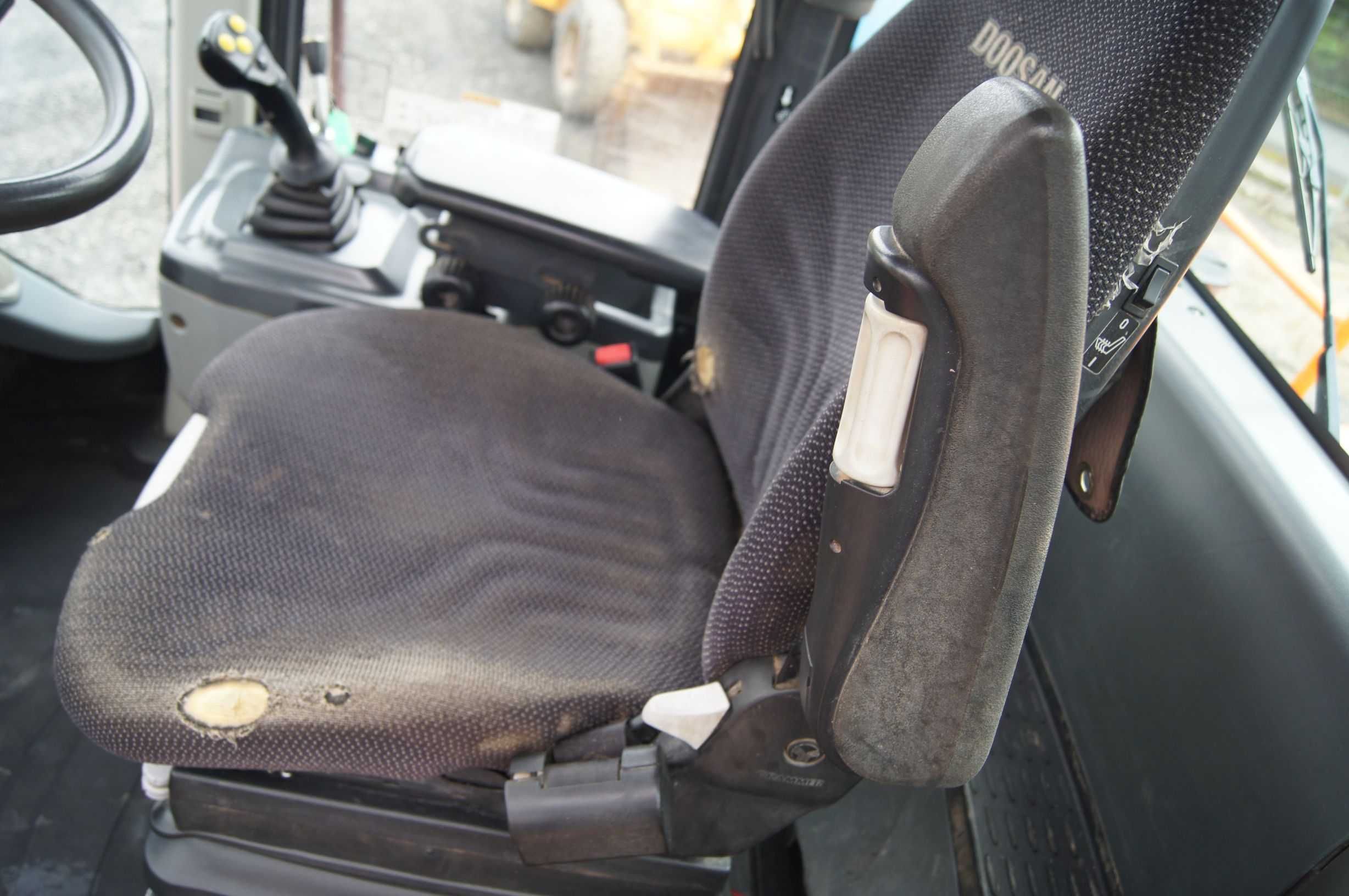 Ładowarka DOOSAN DL 300-3