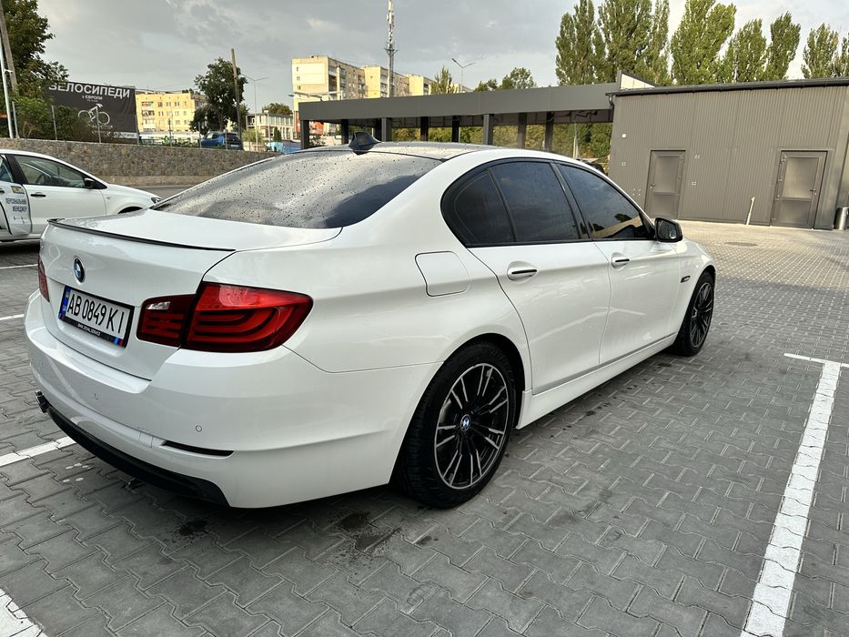 BMW F10 528i 2.0