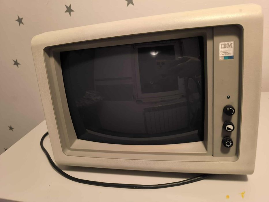 Monitor IBM 5153