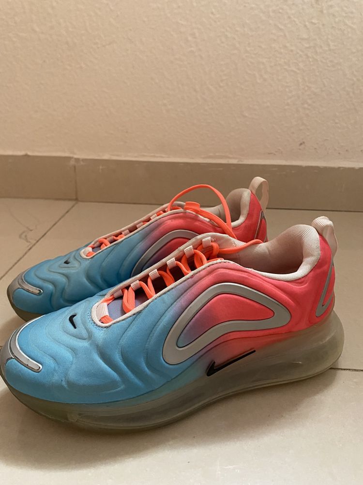 TÉNIS AIR MAX 720