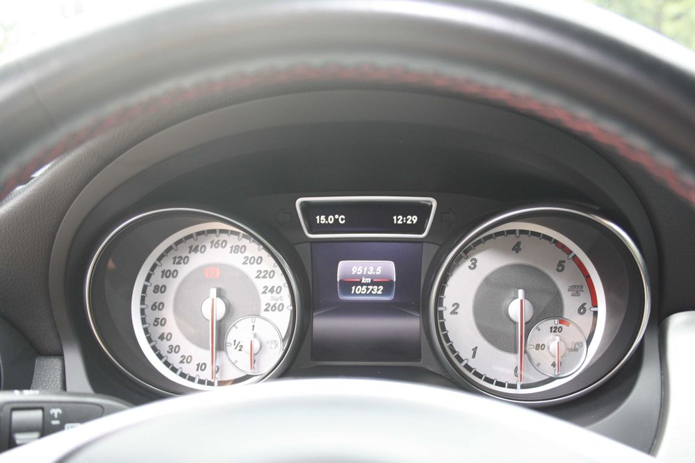 Mercedes Benz CLA 180d Shooting Brake AMG Nacional
