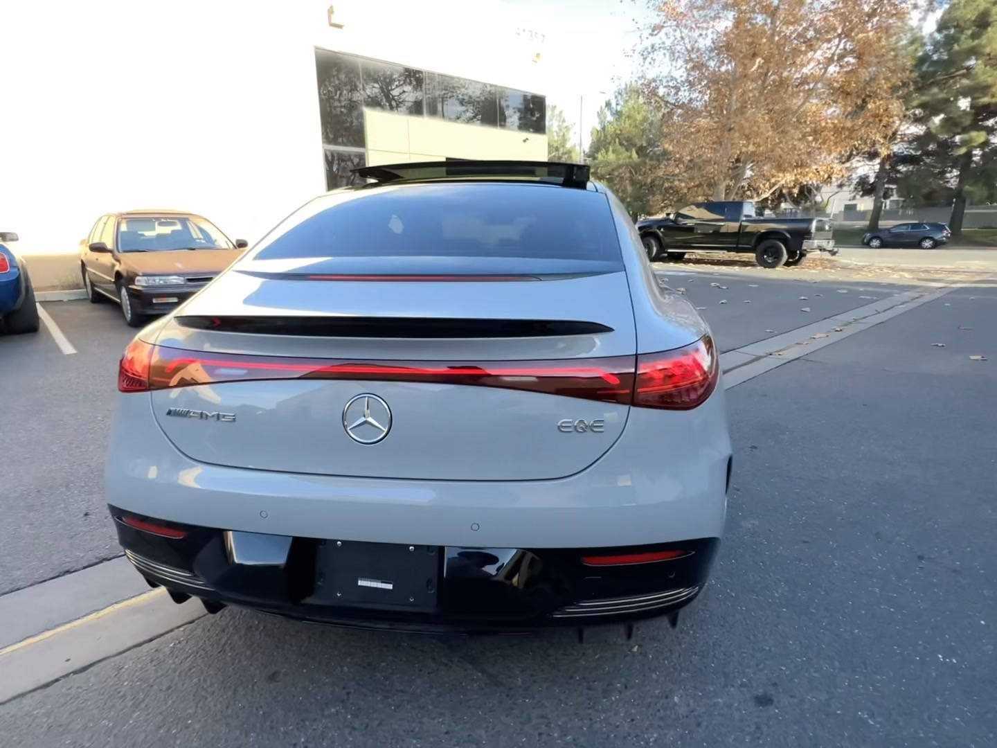 Mercedes-Benz EQE AMG 2023