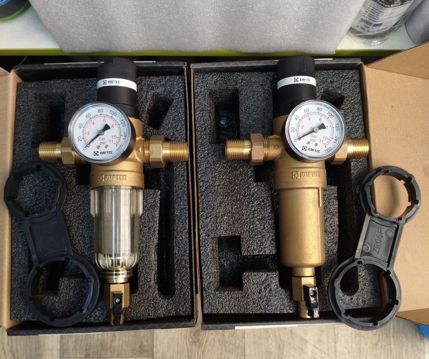 Фільтр  з редуктором  холодна і гаряча вода RAFTEC