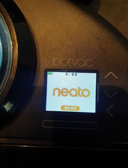 Robot sprzątający odkurzacz automat Neato D85