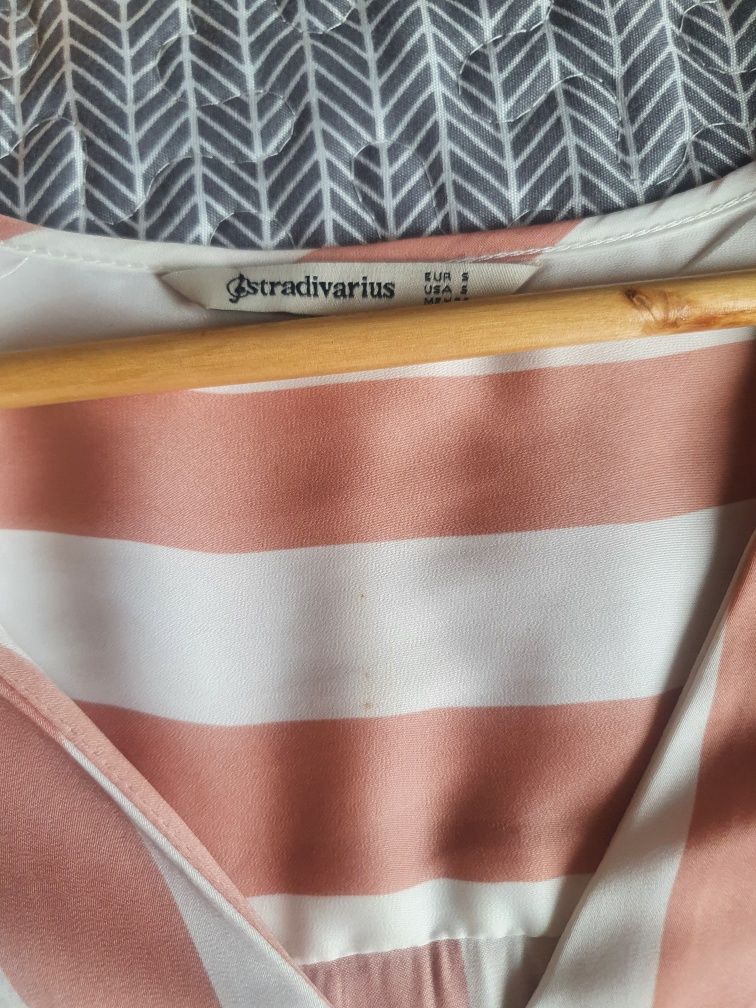 Bluzka Stradivarius koszulowa w paski  letnia
