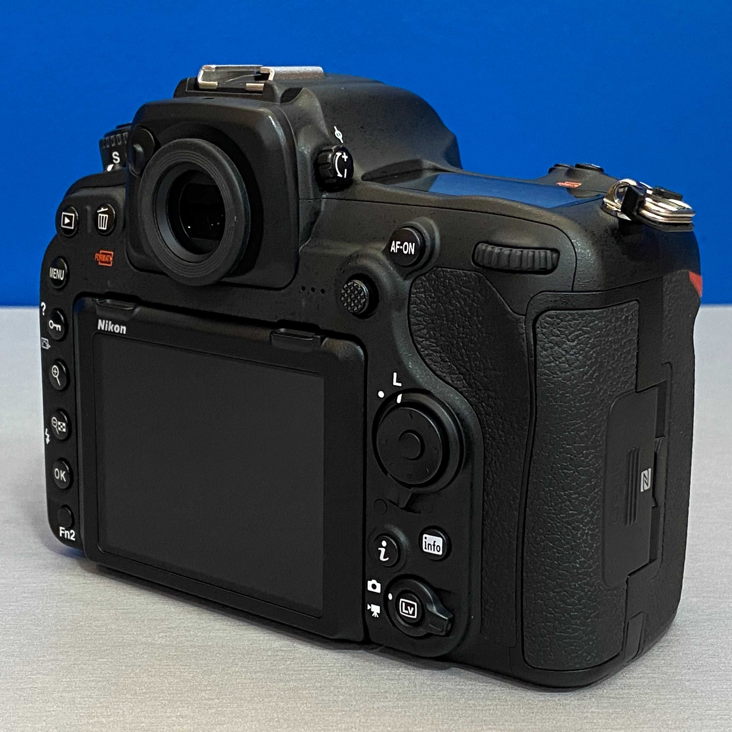 Nikon D500 (Corpo) - 20.9MP