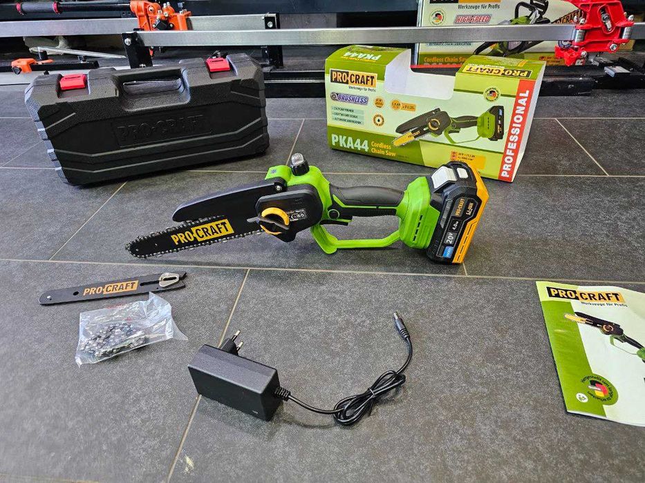 ProCraft PKA44 Мини Пила Аккумуляторная Акум.4.0Аh +2шт Шины ,2шт Цепи
