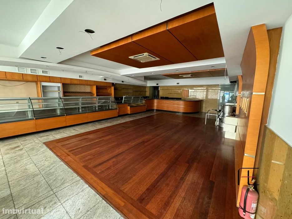 Loja  Venda em Mafamude e Vilar do Paraíso,Vila Nova de Gaia