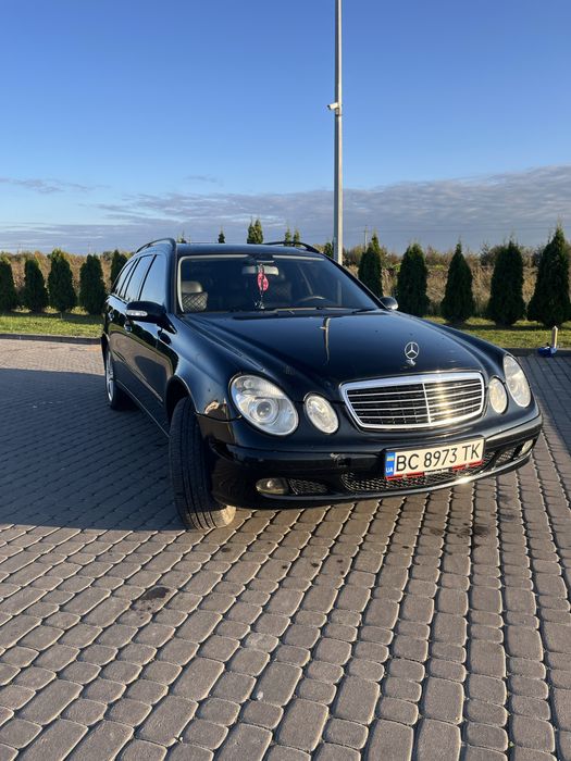 Продам Мерседес w211 2.7 2004р.В дуже гарному стані.