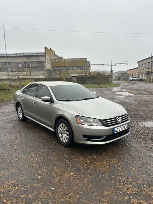 Volkswagen Passat B7 2.5 бензин автомат обмін з вашою доплатою
