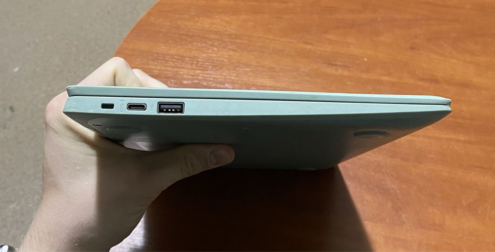 Hp Chromebook 11 g8 EE 11.6" 3GB RAM/32GB ROM! D907