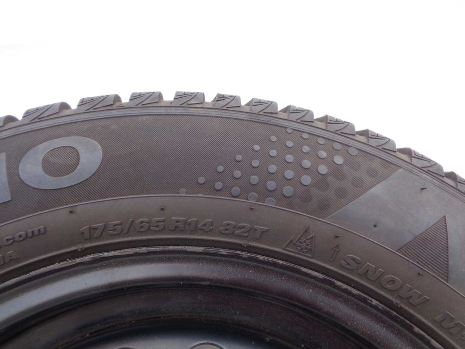 OPONY ZIMOWE 175/65/14 Kumho Winter Craft WP51 175/65R14 2x 6,7-7,5mm