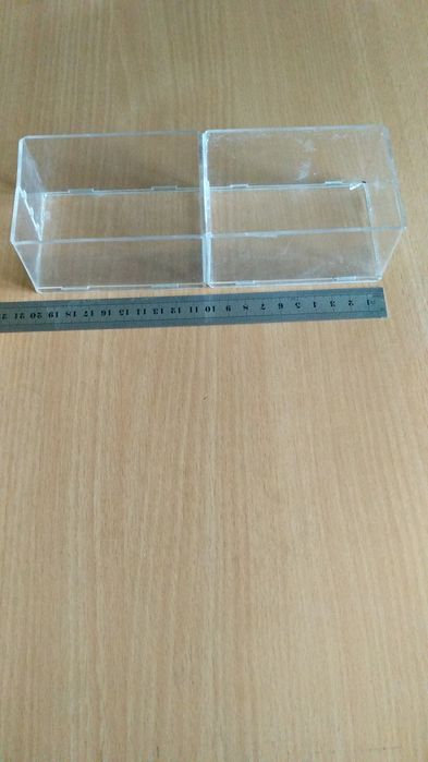 Пластикова ємність