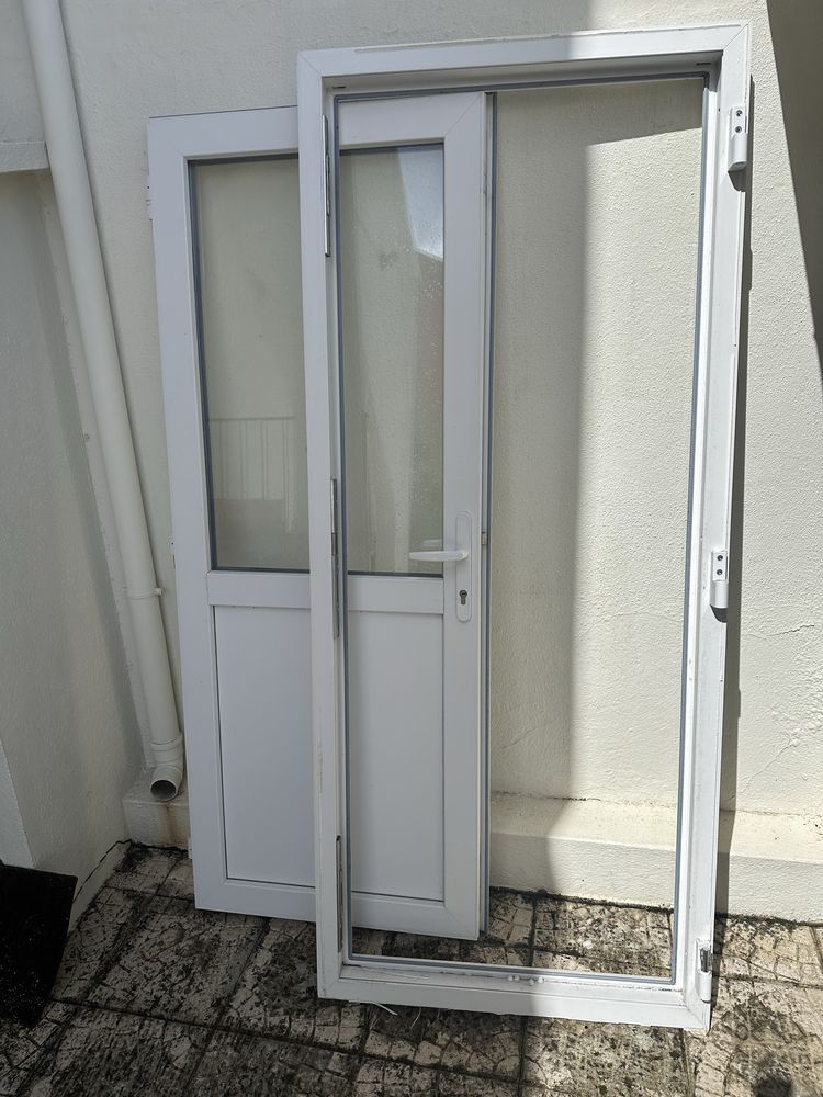 Porta de PVC completa com chave
