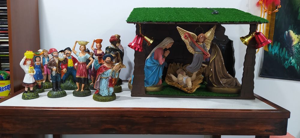 Presépio 19 peças de 25 cm até 30 cm de altura