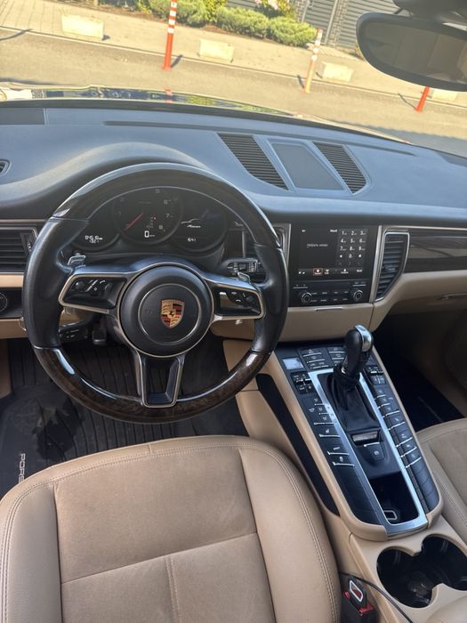 Продам Porche Macan 2016 2.0 бензин турбо