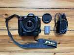 Nikon D80 + obiektyw Nikkor 16-85mm 1:3.5-5.6G ED + oryginalny grip