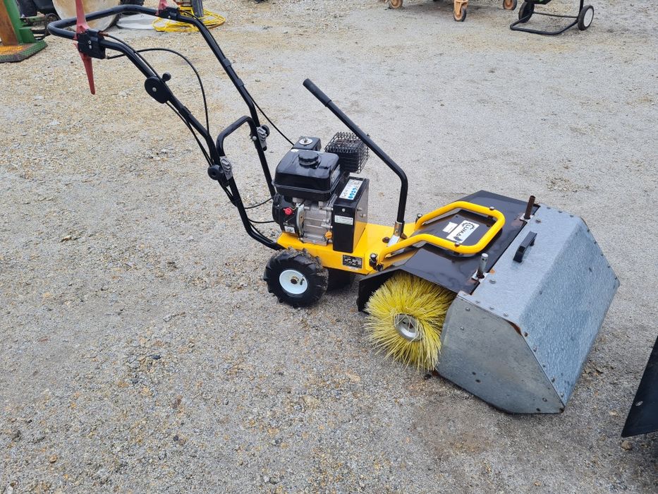 Zamiatarka odśnieżarka LUMAG KM600 kosz pług