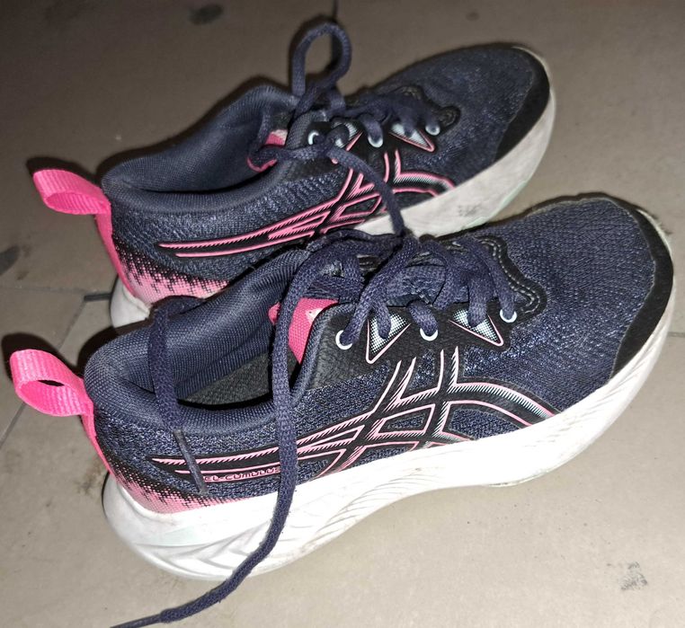 Buty Asics dla dziewczynki R 32,5