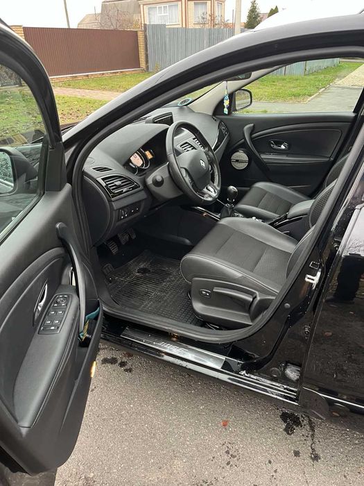 Продам свіжо пригнаний Рено Меган