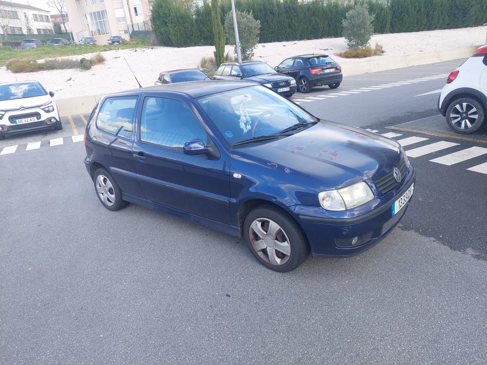 Volkswagen Polo Azul