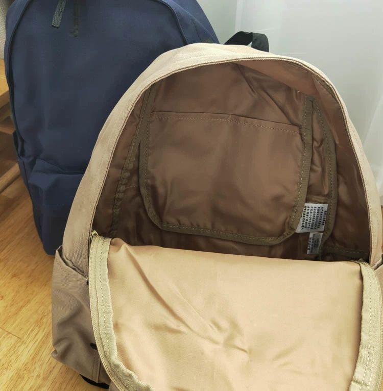 MUJI Nova mochila de cor caramelo