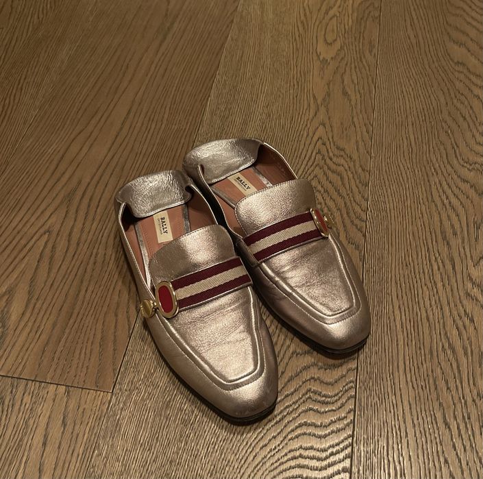 Лофери жіночі Bally розмір 39