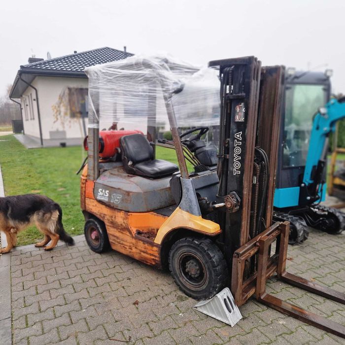 Wózek widłowy TOYOTA 2003 rok ,  model 42-7fgf-15